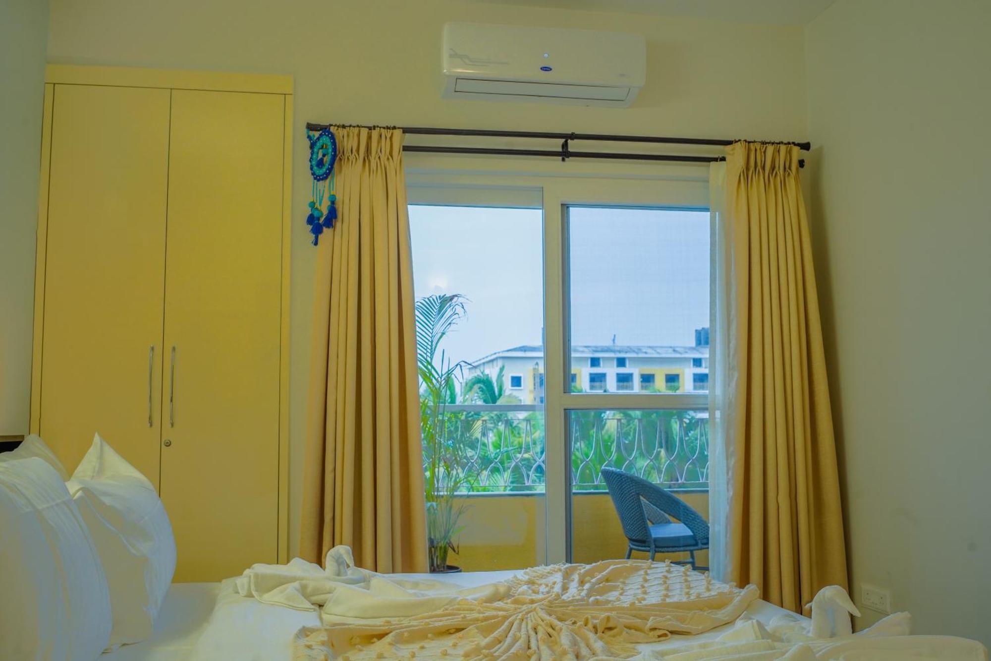 Alaya Stays 1 Bhk With Balcony & Pool - Veera Marina 坎多林 外观 照片